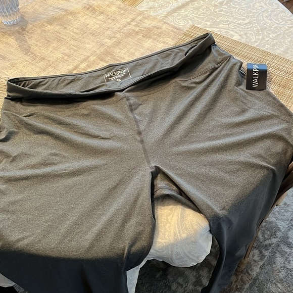 Walk Pop NWT Size 4x Leggings in Gray - Picture 6 of 7